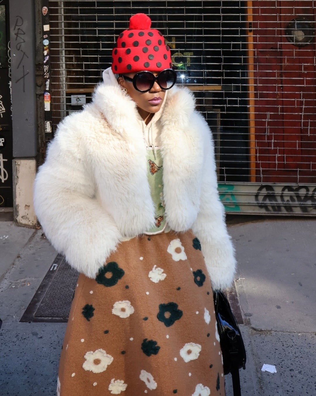(SAMPLE SALE)